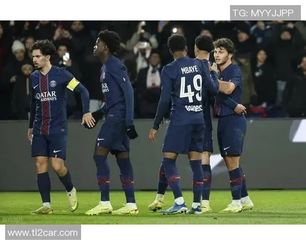 英超焦点战巴黎圣日耳曼小胜切尔西引发转会传闻热潮