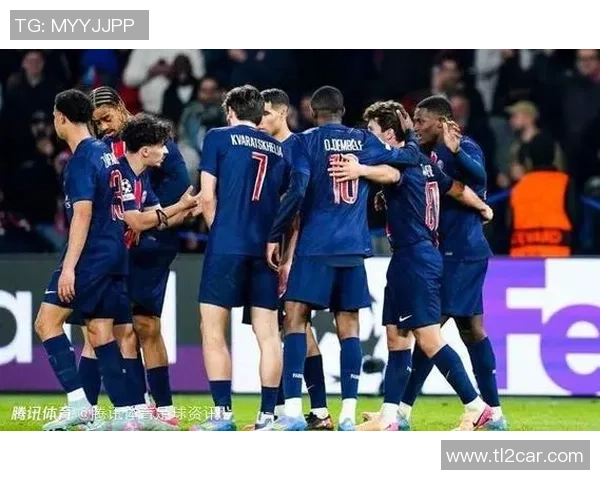 英超赛场巴萨大胜拜仁四球狂潮引发全场热议与十大精彩进球回顾