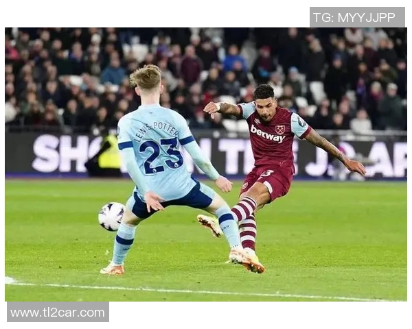 意甲精彩对决热刺与利物浦战成平局神扑时刻引发全场热烈反响