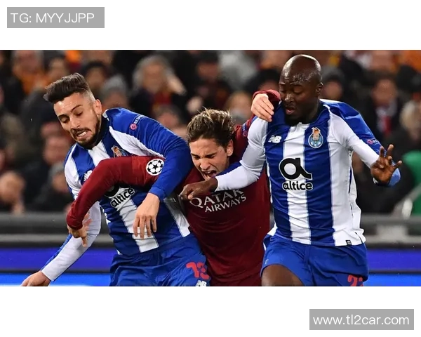 欧冠激战：AC米兰与波尔图鏖战平局红牌事件引发全场热议