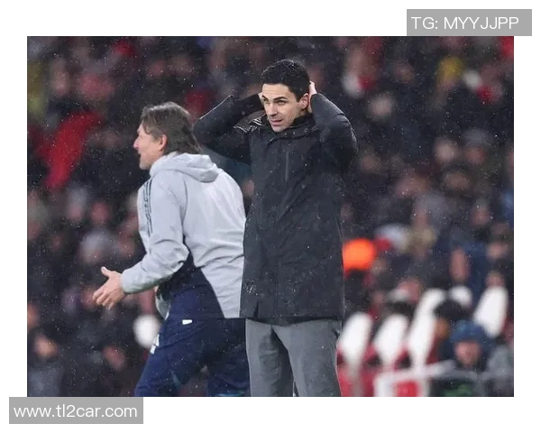 中超激战本菲卡小胜阿森纳红牌事件引发全场热议 中超激战本菲卡小胜阿森纳红牌事件引发全场热议