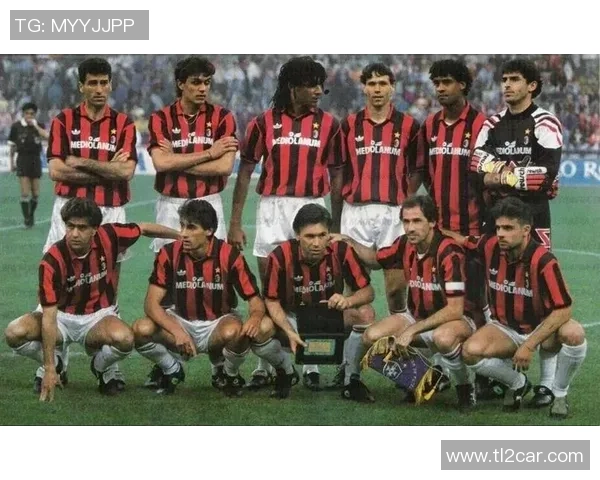 世界杯精彩对决巴萨逆转AC米兰全场沸腾战术解析与精彩瞬间回顾