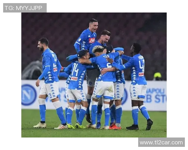 德甲惊现冷门那不勒斯凭乌龙球1-0力克利物浦全场沸腾