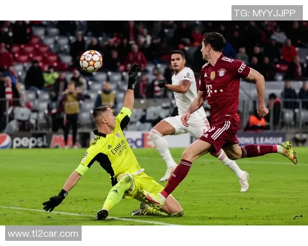 欧联杯精彩对决拜仁与本菲卡战成平局乌龙球引发全场热烈反响 欧联杯精彩对决拜仁与本菲卡战成平局乌龙球引发全场热烈反响