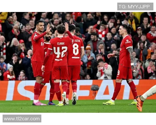 欧联杯精彩对决AC米兰逆转利物浦6比2全场沸腾瞬间回顾 欧联杯精彩对决AC米兰逆转利物浦6比2全场沸腾瞬间回顾