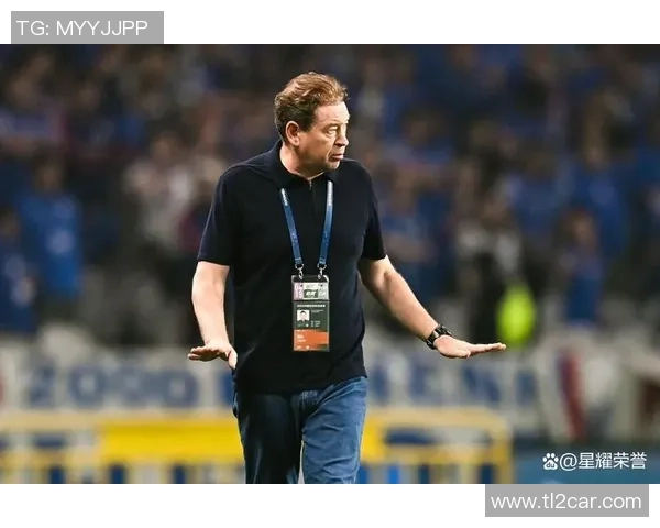 意甲激战:多特蒙德险胜里昂神扑引发争议判罚全场沸腾