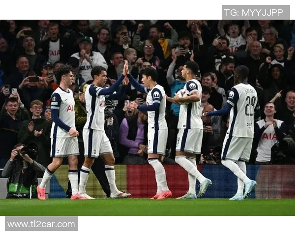 欧联杯精彩对决拜仁逆转热刺帽子戏法引爆全场战术分析