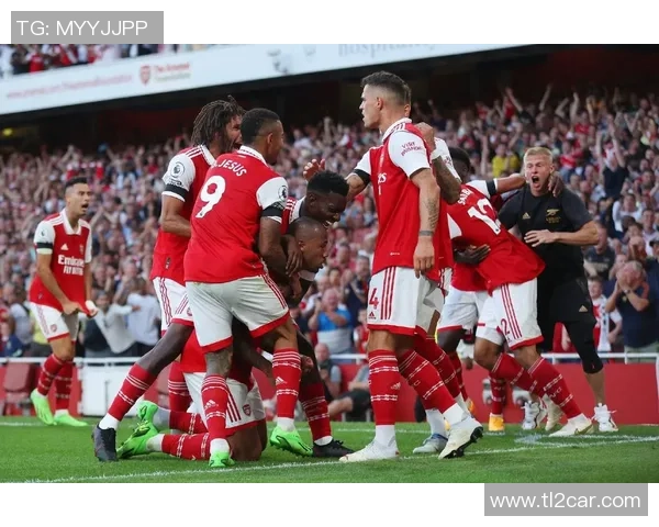 英超精彩对决阿森纳与里昂战成平局逆转瞬间引发全场热烈反响