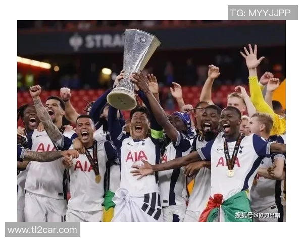 友谊赛精彩对决那不勒斯与热刺战成平局补时进球点燃全场激情